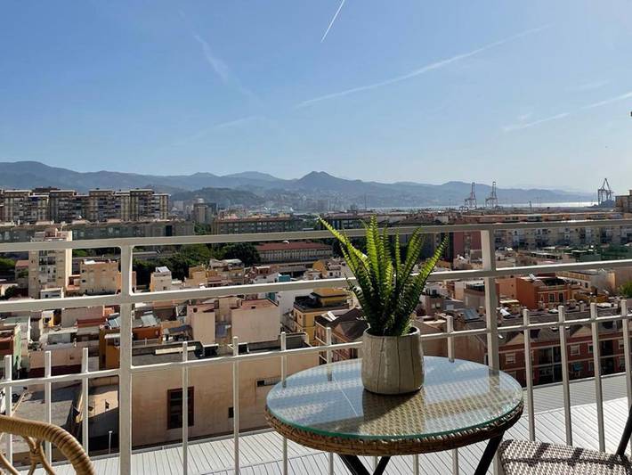 Ferienwohnung für 6 Personen, mit Balkon/Terrasse und Meerblick in Malaga - 2