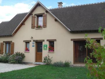 Gîte pour 6 personnes, avec jardin et terrasse à Chaon