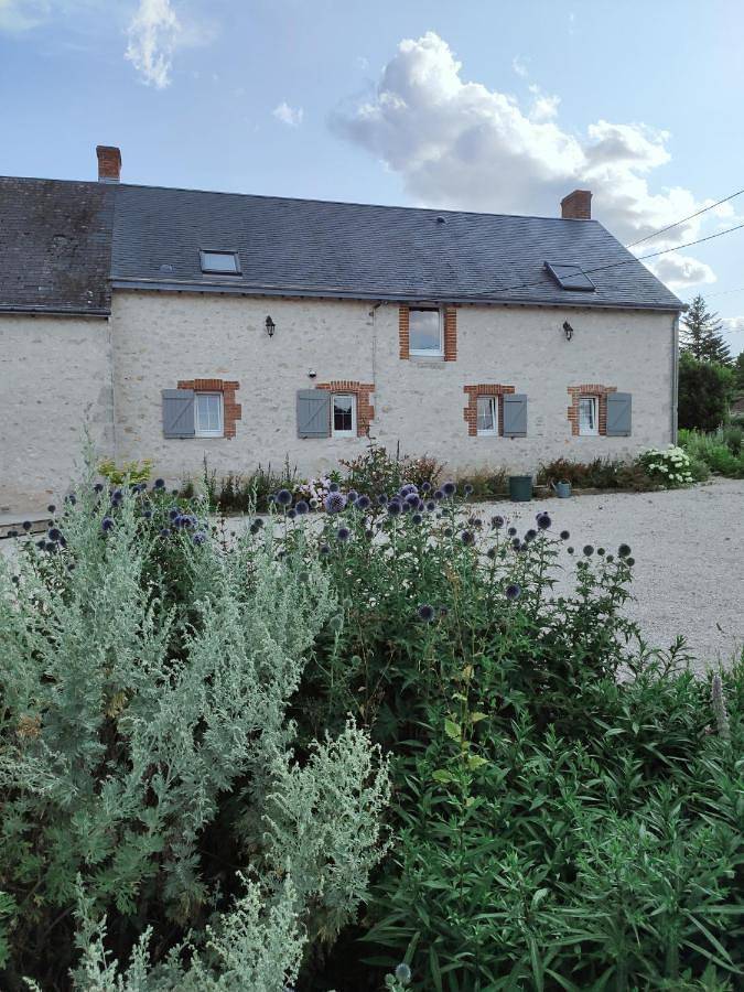 Location de vacances pour 2 personnes, avec jardin ainsi que terrasse et vue dans Valloire-sur-Cisse - 2