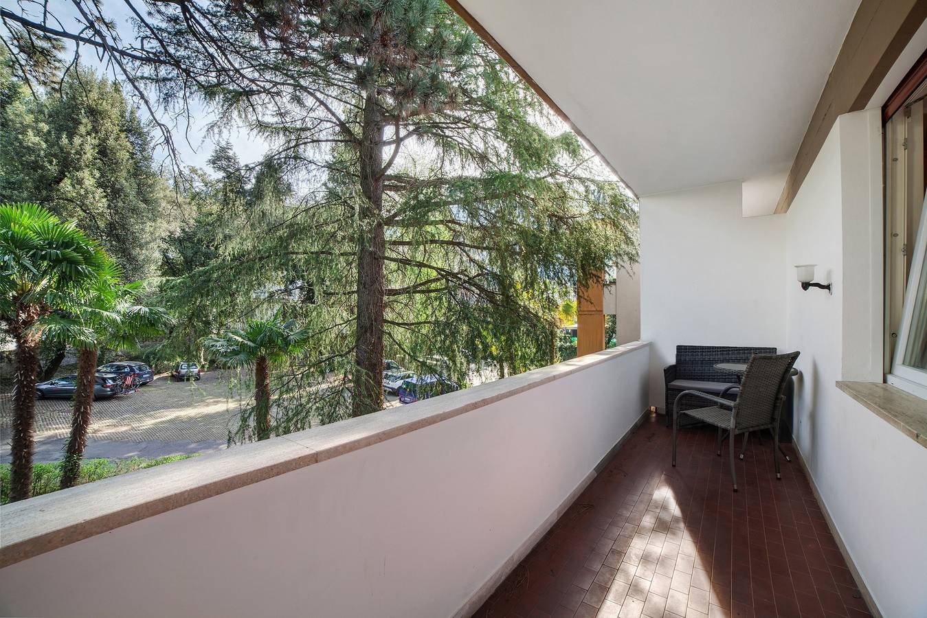 Appartement entier, Appartement "Modern Park" avec jardin partagé, balcon et Wi-Fi in Maia Bassa, Merano
