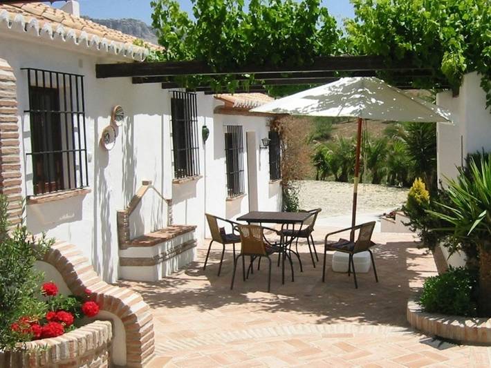 Chalet para 2 personas, con piscina y terraza en Antequera - 2