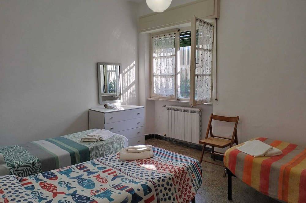 Appartamento intero, Villa Eusepia, di fronte alla spiaggia di Tirrenia in Pisa, Riviera Toscana