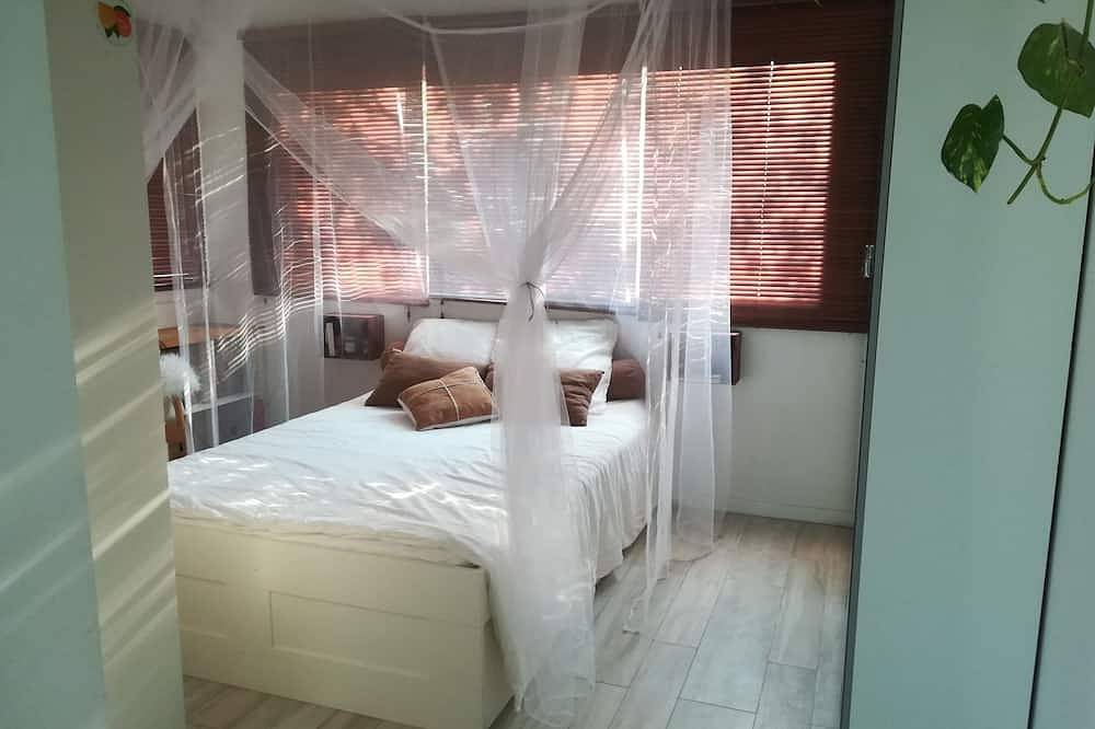 Schönes Haus im Luberon in Viens, Regionaler Naturpark Luberon