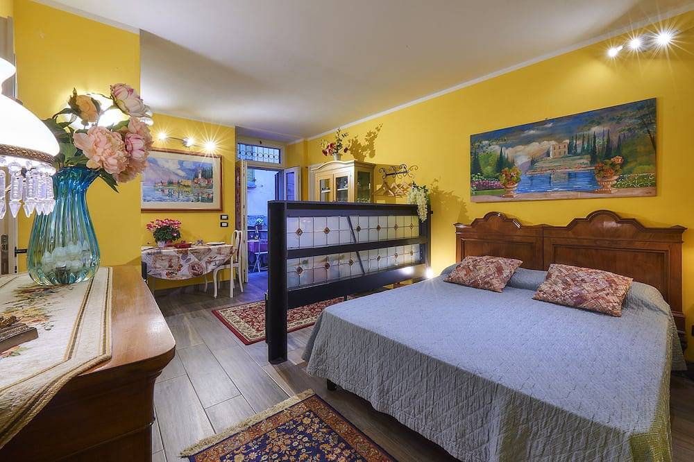 Appartamento intero, \"Annina'S House\" Centro Varenna, lago di Como bello come scritto da Rick Steves in Varenna, Comune di Varenna