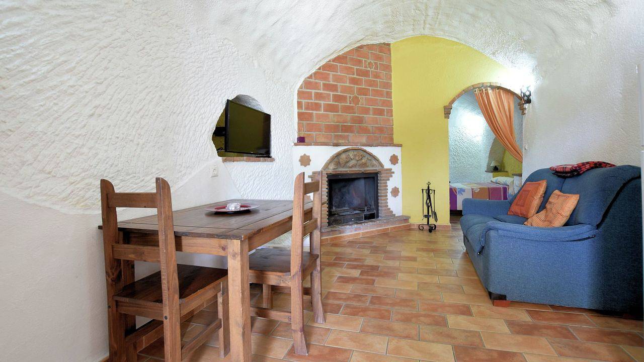 Apartamento vacacional entero, Apartamento de vacaciones para 2 personas con piscina in El Bejarín, Guadix