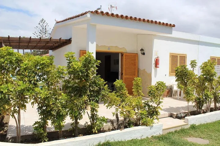 Ferienwohnung für 5 Personen, mit Pool und Garten sowie Terrasse - 1