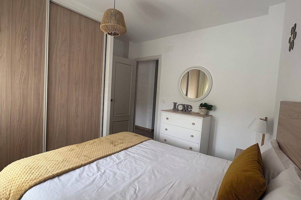 Entire apartment, Cris and Mía's little apartment in Ponferrada, El Bierzo