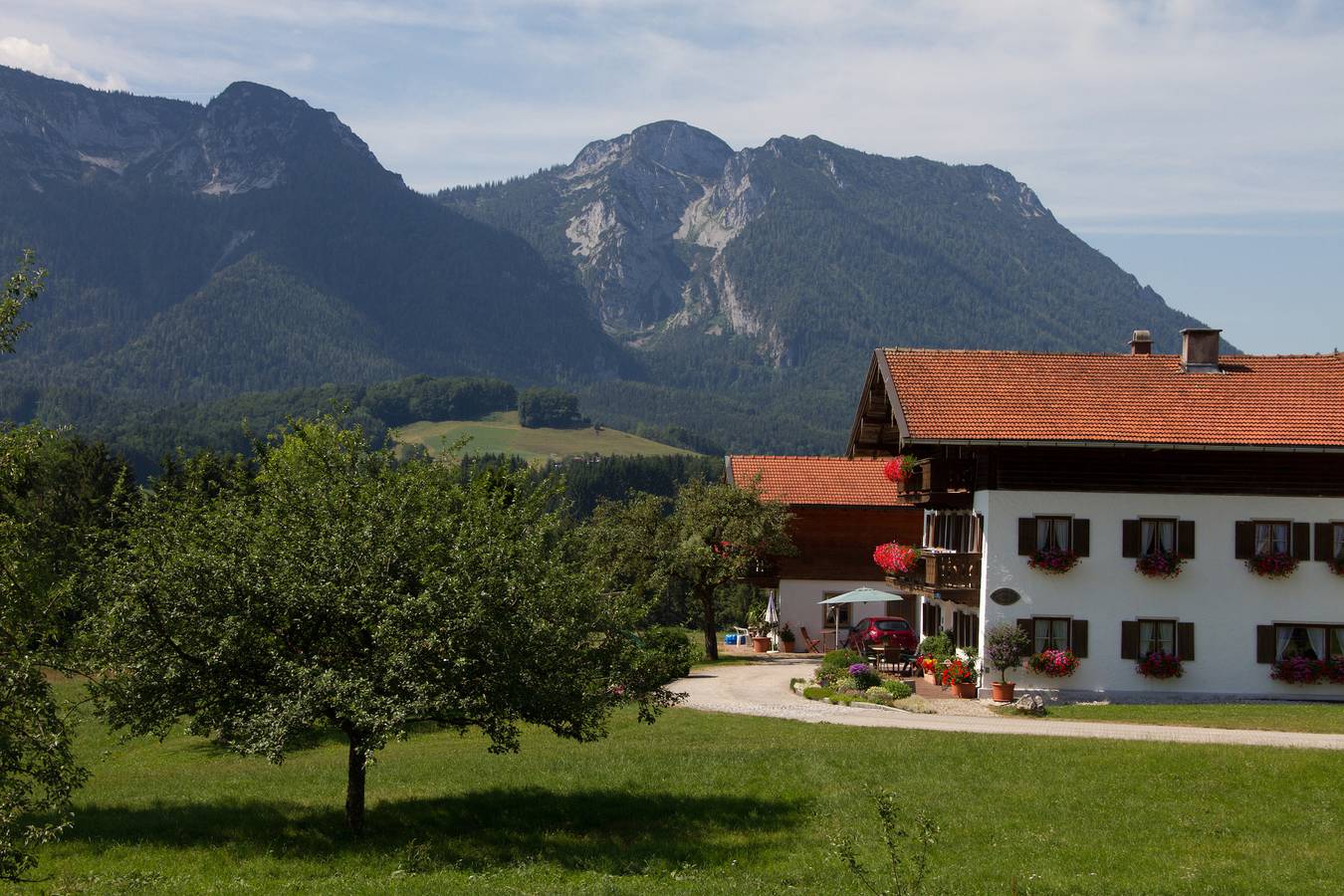 Neuhaushof - Chiemgau Karte - Doppelzimmer 4 mit Etagendusche und Wc, Balkon in Inzell, Bayerische Alpen