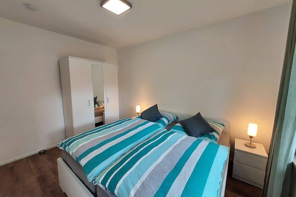 Ganze Wohnung, Ferienhaus Prinzenkopf Wohnung 96 m² mit wunderschönem Ausblick in das Moseltal in Alf, Traben-Trarbach und Umbegung