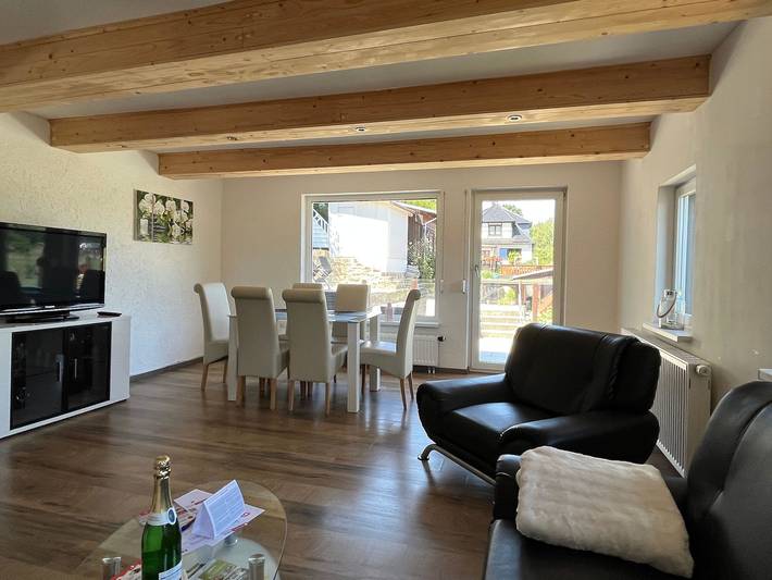 Ferienwohnung für 5 Personen, mit Terrasse und Garten sowie Sauna in Königstein - 4