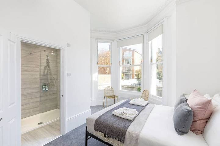 Ganze Wohnung, Modernes Hove Apartment nahe Strand & Bahnhof in Hove, Brighton