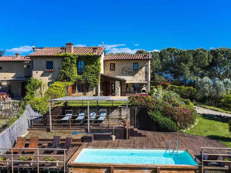 House 8 People in San Gimignano, Siena Province