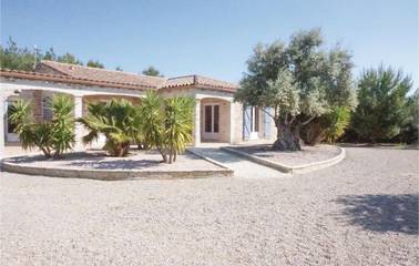 Maison de vacances pour 6 personnes, avec terrasse ainsi que piscine et jardin dans l' Aude