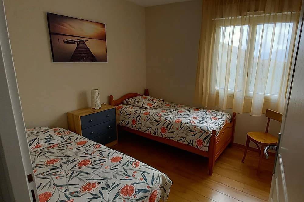 Appartement entier, Appartement lumineux 87 m2 proche du Lac d'Annecy in Doussard, Parc naturel régional du Massif des Bauges