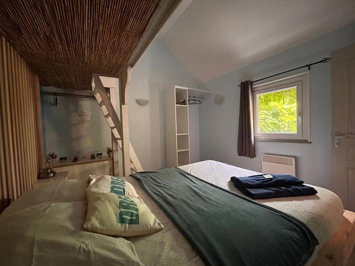 Location de vacances pour 2 personnes, avec jacuzzi à Les Préaux - 4