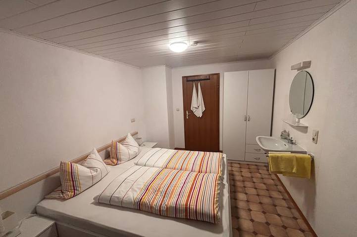 Ferienwohnung für 2 Personen, mit Terrasse und Garten
