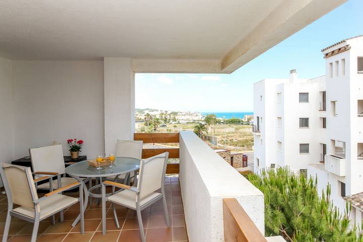 Entire apartment, La Cala apartment - perfect location in La Cala de Mijas, Mijas