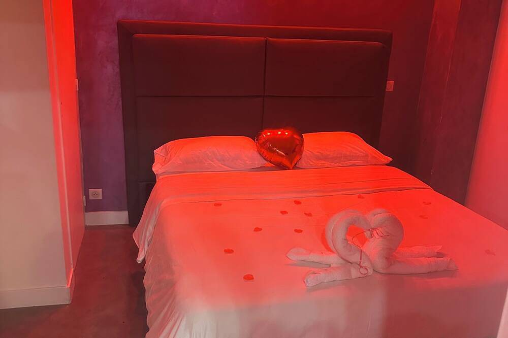 Apartamento entero, Apartamento en condominio con jacuzzi jacuzzi jacuzzi in Villeurbanne, Ródano