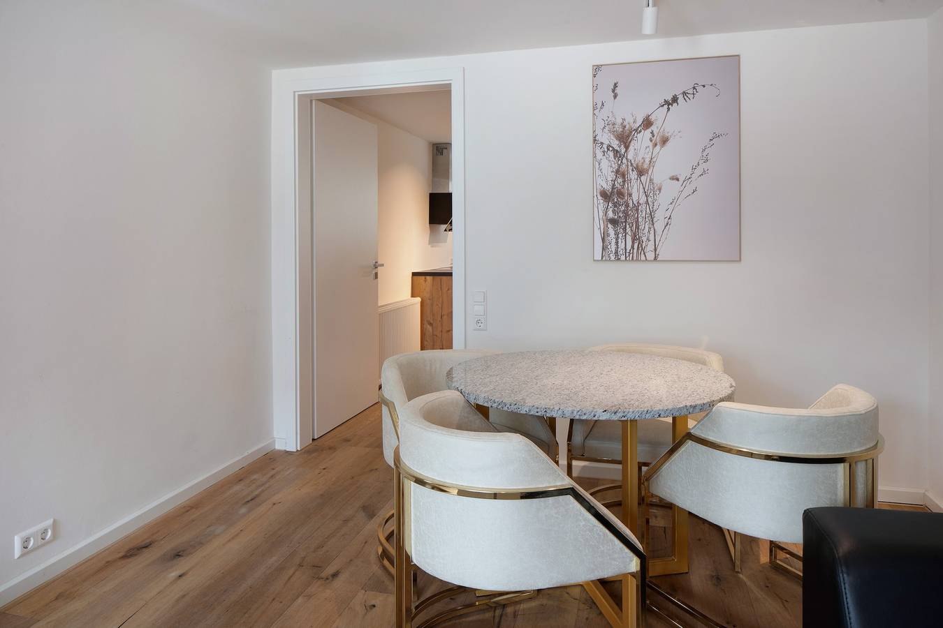 Ganze Wohnung, Apartment 'Selinas und Gentjanas Kuckucksnest' mit Bergblick, Garten und Wlan in Hofsgrund, Oberried