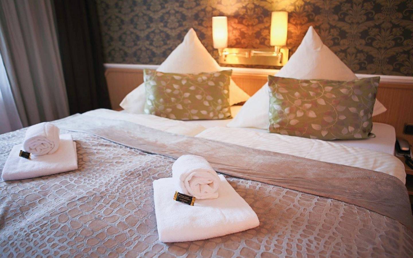 Hotel Restaurant Alter Krug - Doppelzimmer mit Dusche und Wc in Kallinchen, Zossen