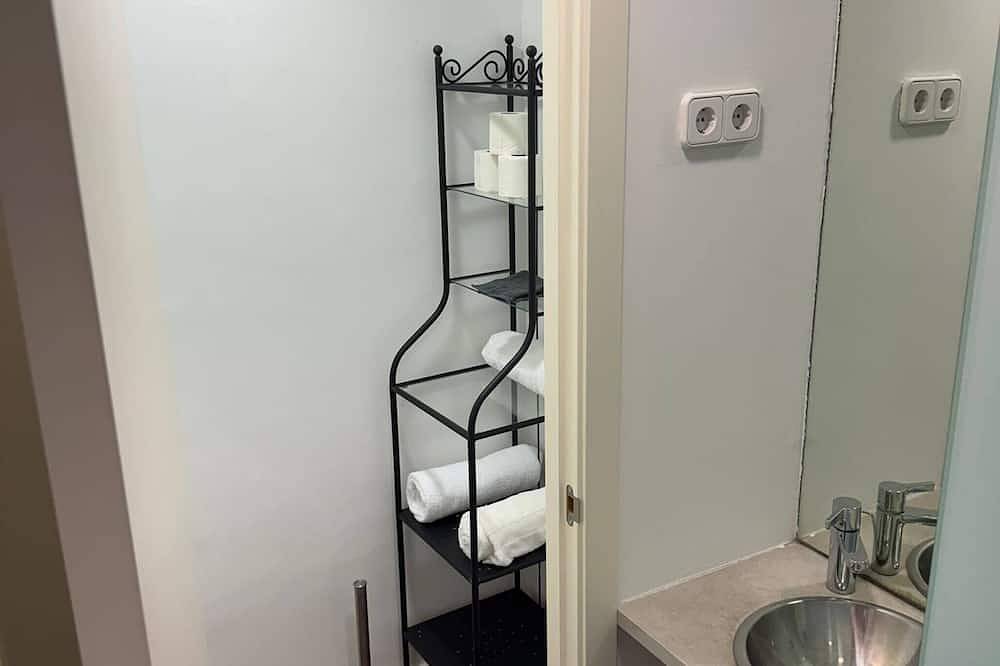 Entire apartment, Charming Loft in San Sebastián de los Reyes with Padel Court and Pool in San Sebastián de los Reyes, Madrid Province