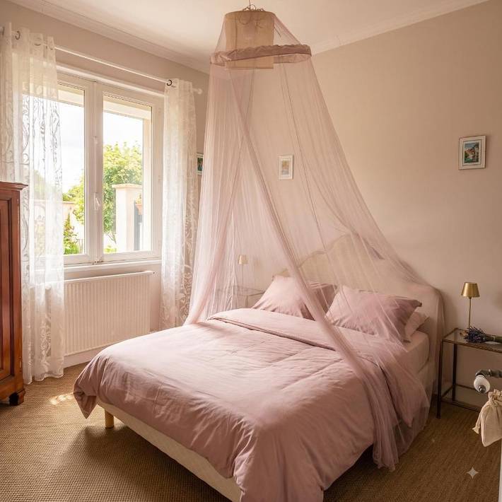 Chambre d’hôte pour 2 personnes, avec Terrasse et Jardin ainsi que Piscine et Vue à Saint-Sylvestre-sur-Lot