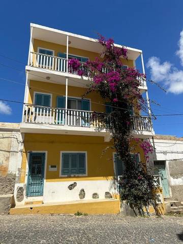 Chambre d’hôte pour 2 personnes, avec balcon et vue dans Boa Vista (homonymie)