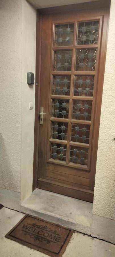 Appartement de vacances entier, Double Room with Shared Bathroom in Grand-Brassac, Périgord Vert
