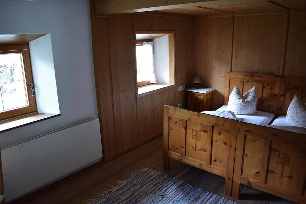 Idyllisches Ferienhaus, zentrumsnah und doch ruhig in Mayrhofen, Zillertaler Alpen