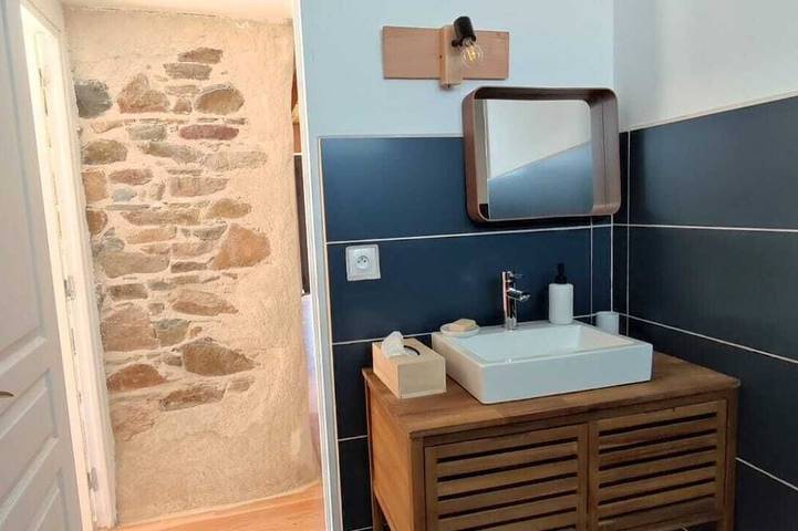 Location de vacances pour 6 personnes, avec jardin et balcon à Guimaëc - 3