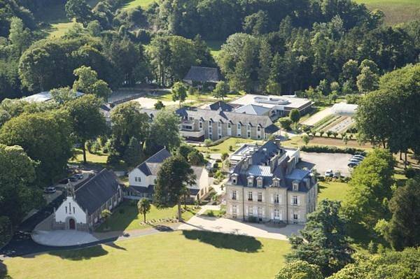 Hôtel pour 2 personnes, avec terrasse ainsi que vue et jardin à Guiclan