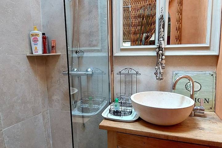 Location de vacances pour 2 personnes à La Rochegiron - 3
