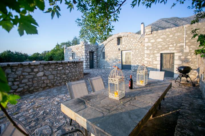Villa per 8 persone, con Balcone e Terrazza nonché Giardino in Mani