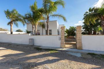 Maison De Vacances pour 9 Personnes dans Torre Lapillo, Golfe de Tarente, Photo 1