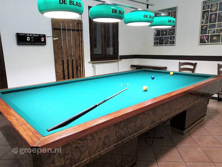 Location de vacances pour 21 personnes, avec terrasse ainsi que piscine et balcon/terrasse à Tavullia - 3