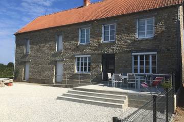 Gîte pour 8 personnes, avec jardin et terrasse, animaux acceptés à Lithaire