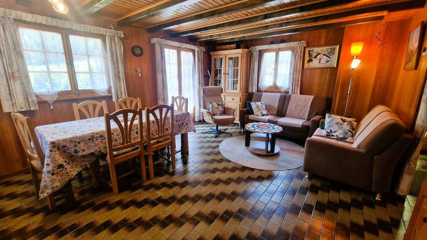 Location de vacances pour 5 personnes, avec balcon à Evolène
