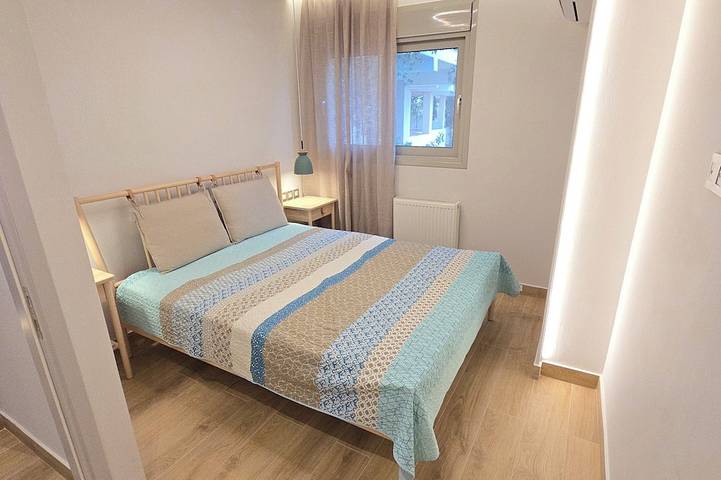 Location de vacances pour 10 personnes, avec jardin et balcon dans Anavissos - 4