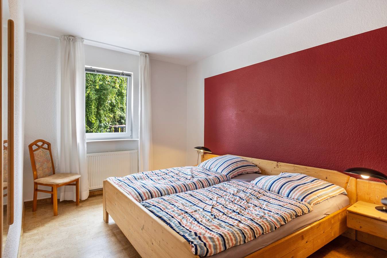 Ganze Wohnung, Ferienwohnung mit Gemeinschaftsgarten und Wlan in Lohfelden, Hessisches Bergland