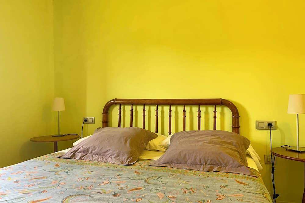 Charming townhouse with private pool close to Barcelona in Alt Penedès, Penedes DO