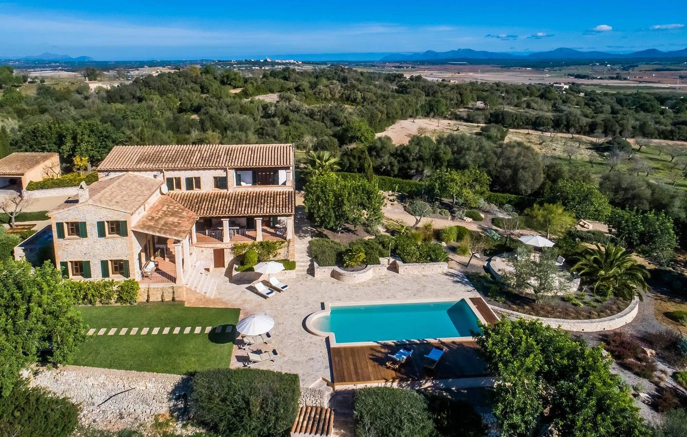Appartement confortable avec terrasse, piscine et barbecue in Petra, Majorque l'intérieur des terres