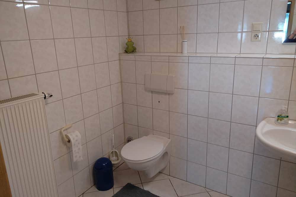 Ganze Wohnung, Gemütliches Apartment, \nruhige Lage\nhaustierfreundlich! in Sundern, Sorpesee