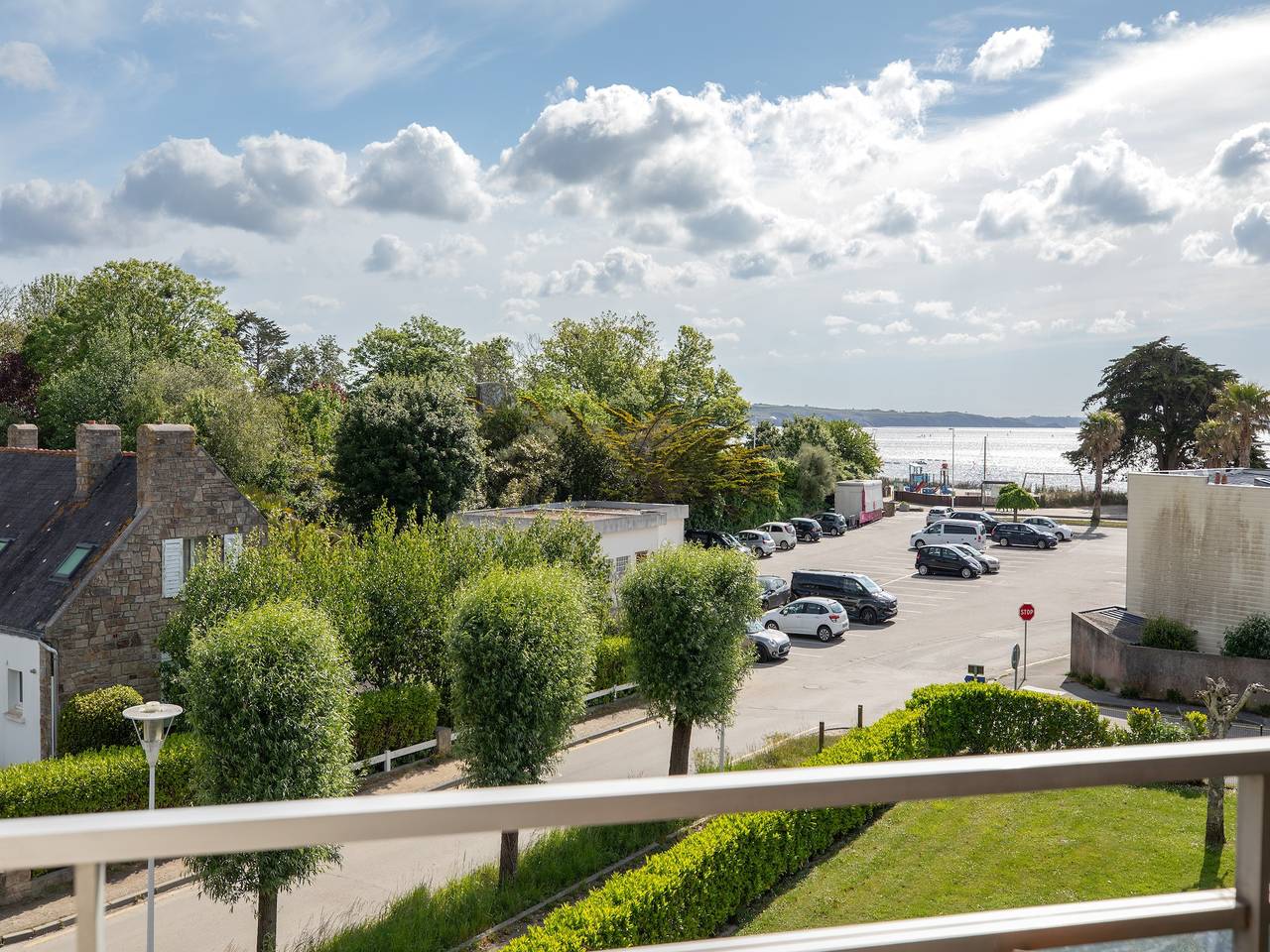 Apartamento entero, Apartamento vacacional a 100 m de la playa de arena en Plougonvelin. in Plougonvelin, Región de Brest