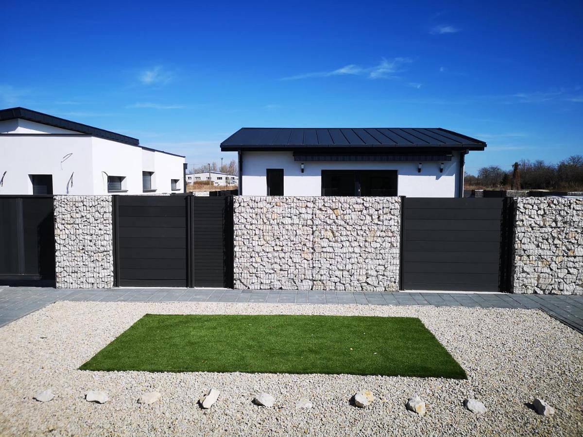 Villa with Private Pool (6 Adults) in Siofok, Siófok und Umgebung