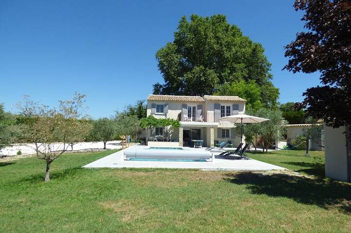 Villa pour 10 personnes, avec balcon et jardin