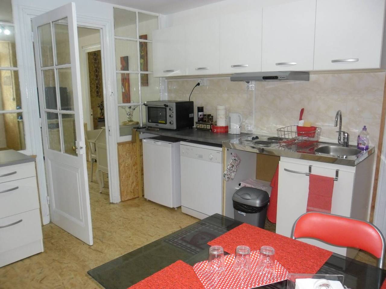 Appartement entier, Appartement 'Gite Bulgarana - 4 Pers' avec jardin privé et Wi-Fi in Bourg-Argental, Parc Naturel Régional du Pilat