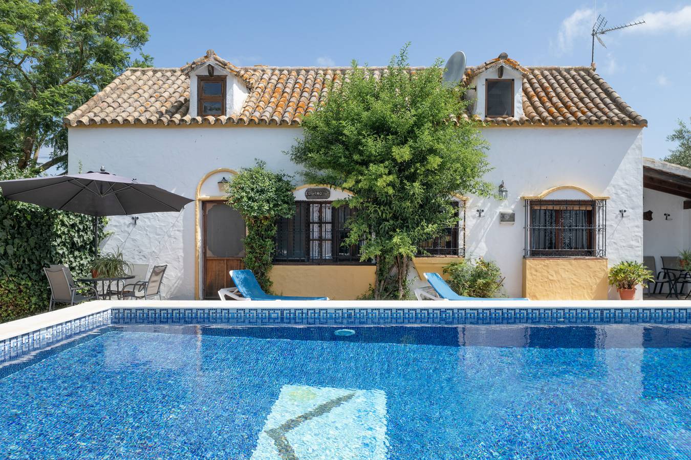 Ferienhaus 'Casa El Pino' mit Gemeinschaftspool, Wlan und Klimaanlage in Barbate, Costa de la Luz