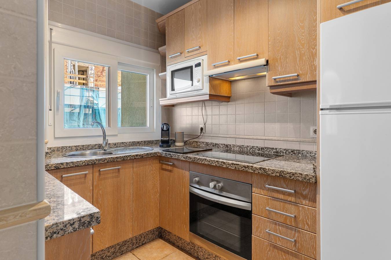 Studio-appartement 'Magnífico En La Playa' met zeezicht, wifi en airconditioning, foto 7