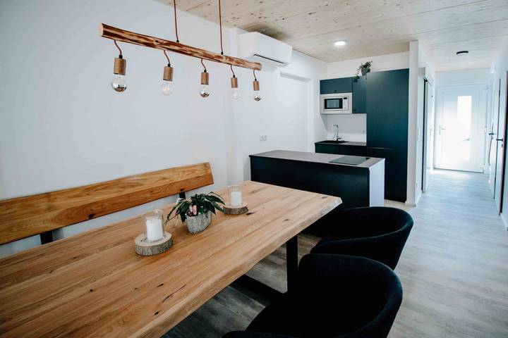 Hotel für 6 Personen, mit Balkon/Terrasse und Terrasse sowie Garten am Brombachsee - 2