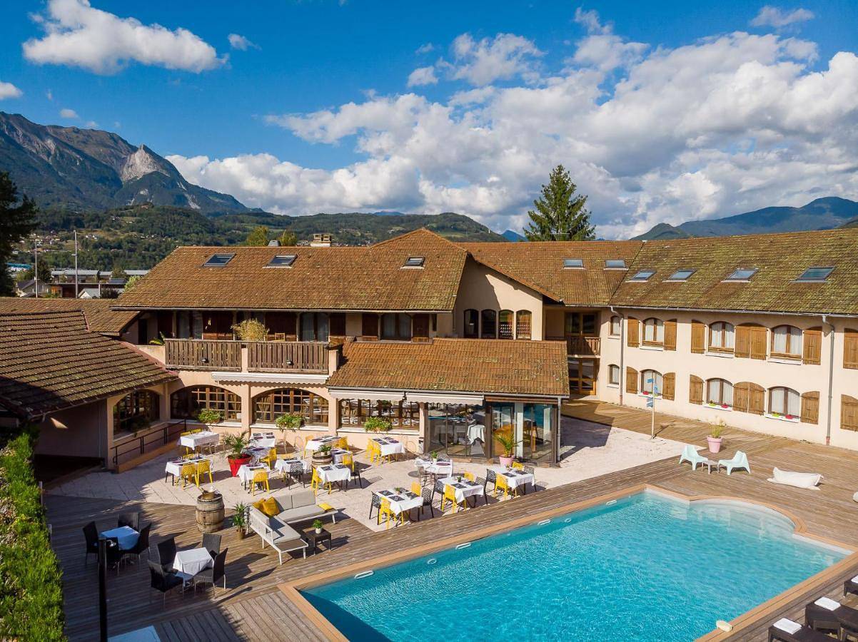 Classic Family Room in Albertville, Région d'Albertville